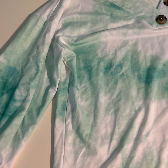 Tie-Dye shirt - Picture 5 of 7